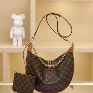 Latest 2022 Runway Classic Monogram with Yellow Flowers LV Marel Vintage Bag—perfectly sized! Unique silhouette with comfortable shoulder strap that won't dig in. Combines style and practicality! Dimensions: 40×30×10cm